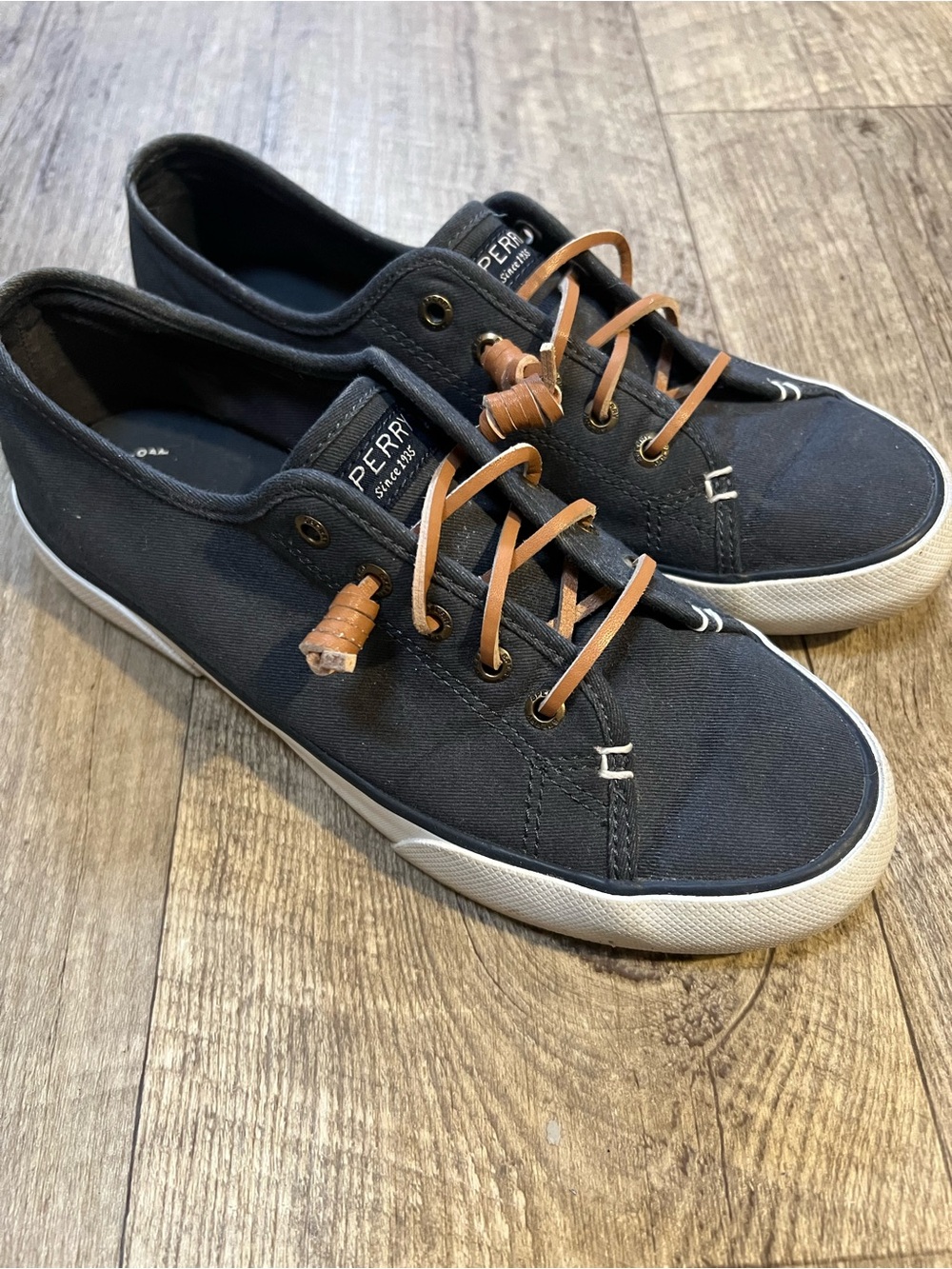 Women’s Sperry Crest Vibe Navy 7.5